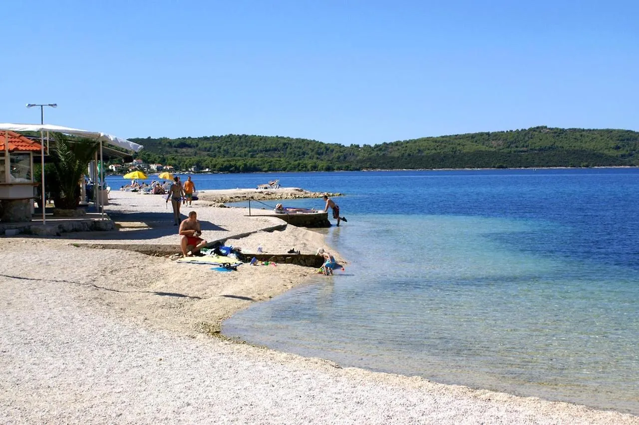 Family Friendly Apartments With A Swimming Pool Okrug Gornji, Ciovo - 18827 Trogir