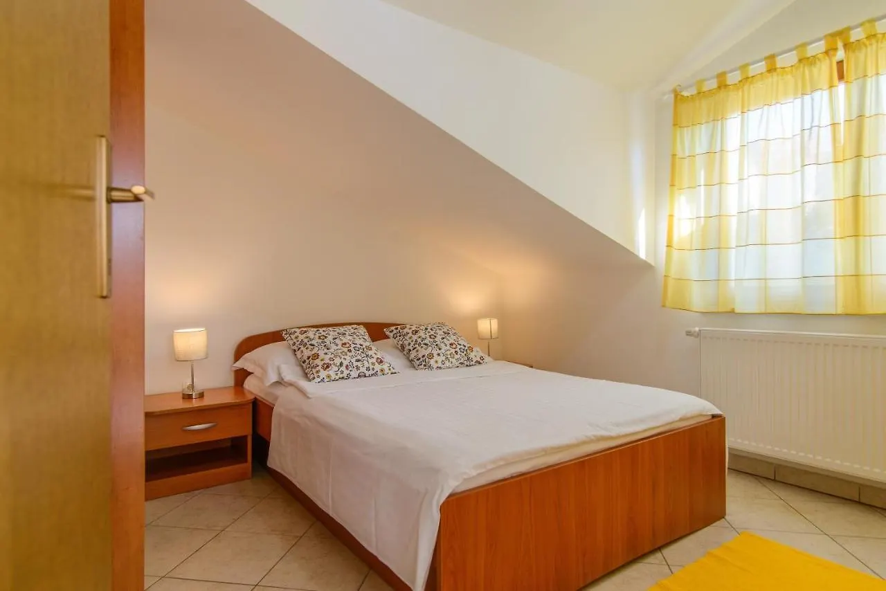 Family Friendly Apartments With A Swimming Pool Okrug Gornji, Ciovo - 18827 Trogir Croatia